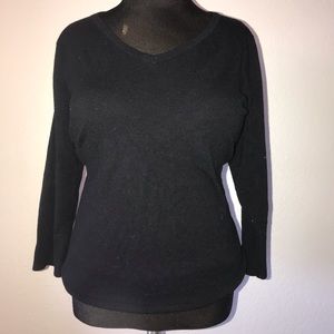 Quarter sleeve knitted top